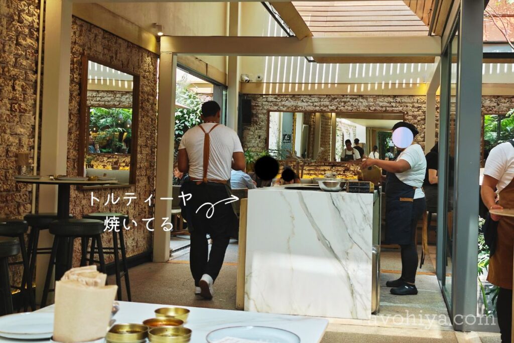 トルティーヤを焼いているコーナー